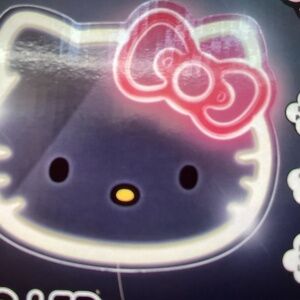 New Hello Kitty Neón Room Decor